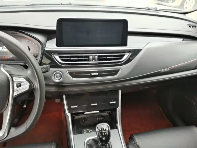 Changan CS75 — Фото автомобиля 12