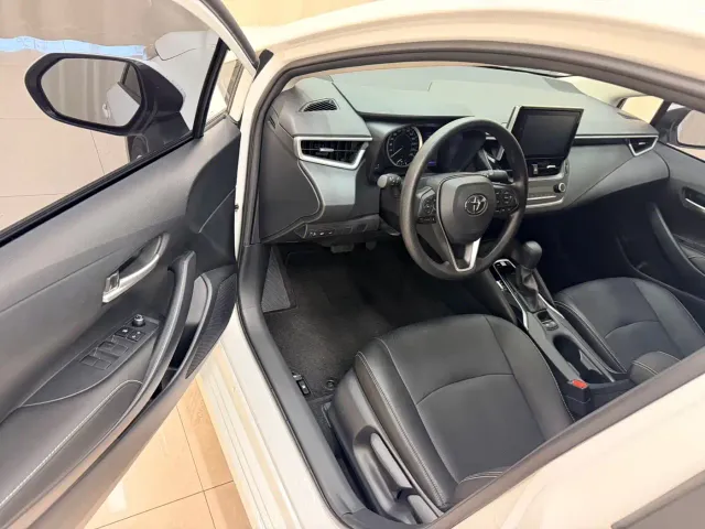 Toyota Corolla — Фото автомобиля 7