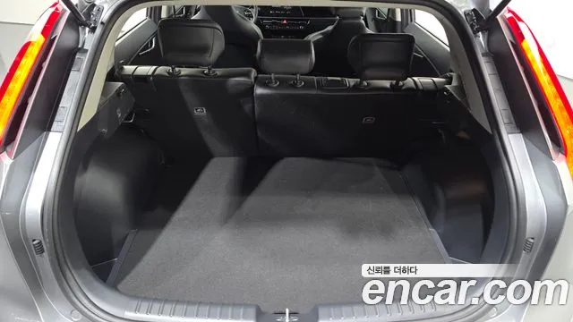 Kia Niro The All New — Фото автомобиля 20