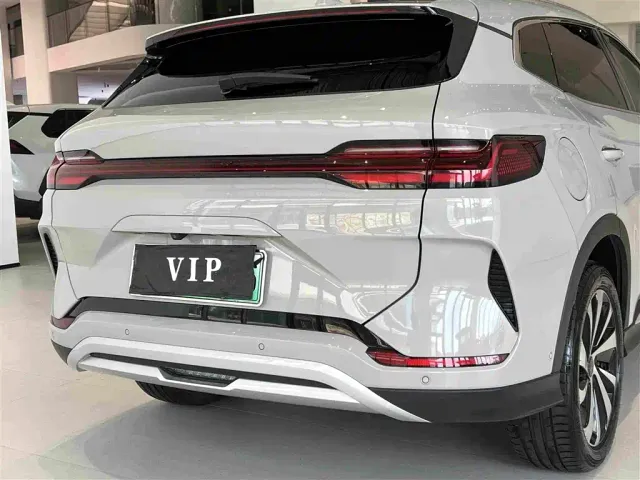 BYD Song PLUS — Фото автомобиля 16