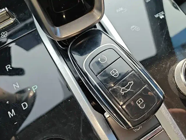 Chery Tiggo 8 — Фото автомобиля 8