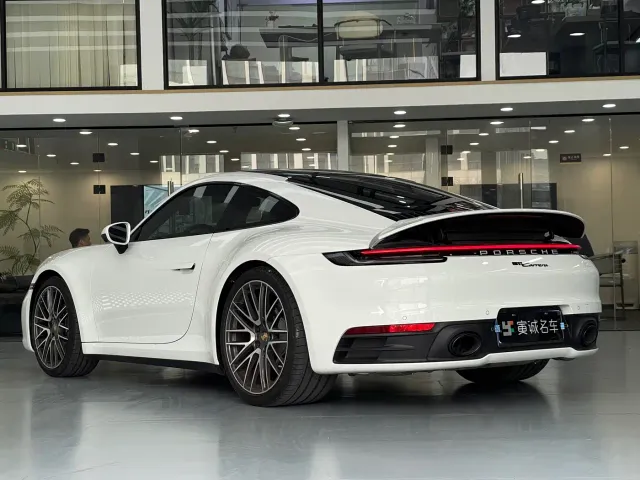 Porsche 911 — Фото автомобиля 7