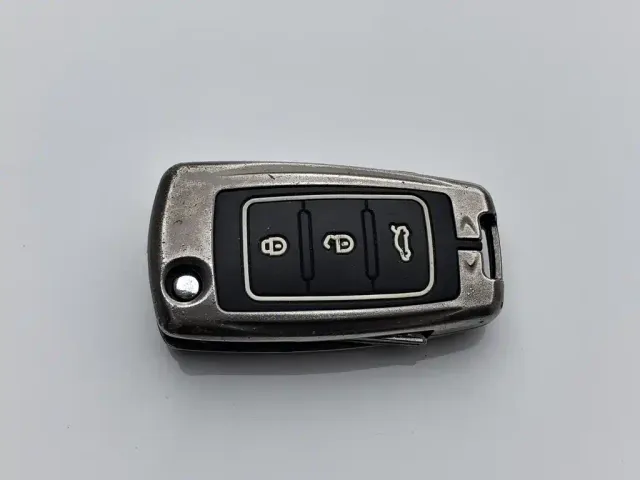 Forthing Lingzhi PLUS — Фото автомобиля 19