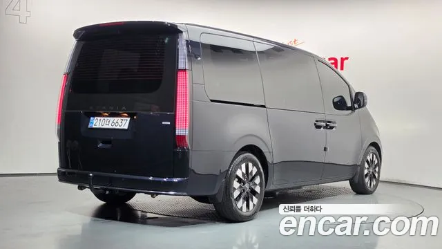 Hyundai Staria — Фото автомобиля 2
