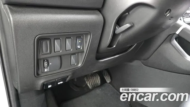 Renault-KoreaSamsung QM6 Новый QM6 2.0 GDe LE Signature 2WD — Фото автомобиля 19