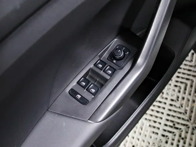 Volkswagen T-Cross — Фото автомобиля 6