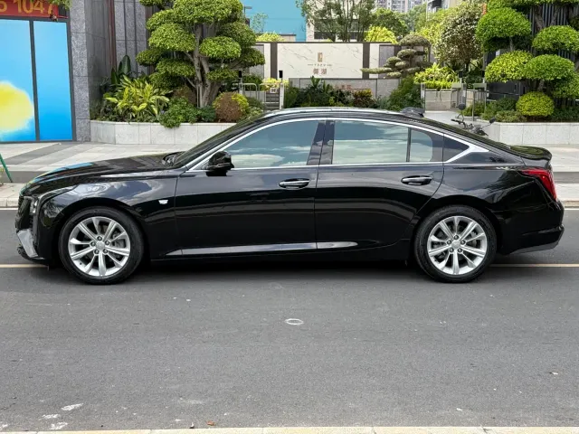 Cadillac CT5 — Фото автомобиля 8