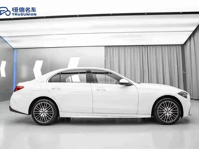 Mercedes-Benz C-Class — Фото автомобиля 4