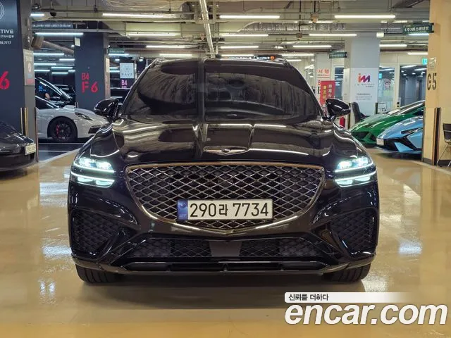 Genesis GV70 — Фото автомобиля 3