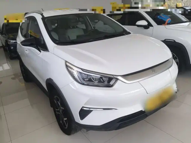 BYD Yuan Pro — Фото автомобиля 3