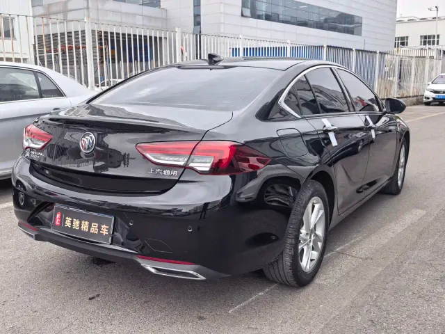 Buick Regal — Фото автомобиля 4