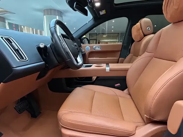 Li Auto Li Auto L6 2024 Max — Фото автомобиля 14