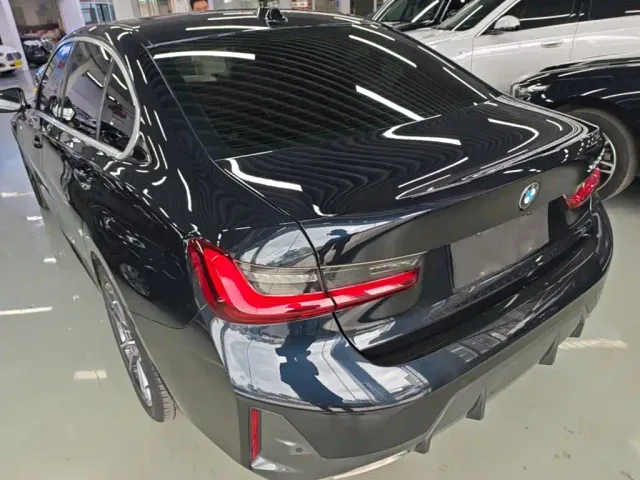 BMW 3 Series — Фото автомобиля 22