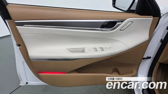 Hyundai Grandeur New — Фото автомобиля 13