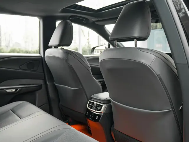 Lexus RX — Фото автомобиля 13