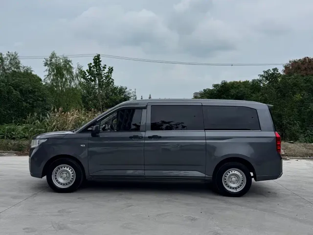 Wuling Zhengcheng — Фото автомобиля 3