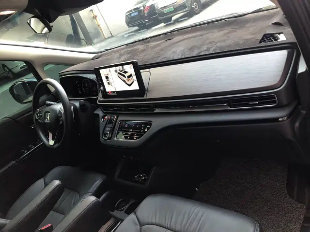 Honda Odyssey — Фото автомобиля 15