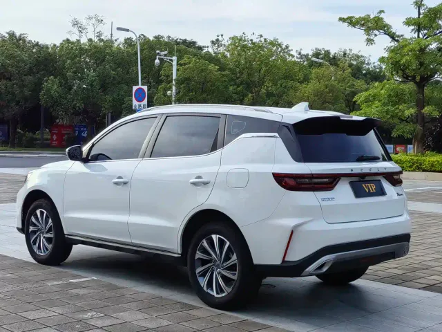 Geely Vision X6 — Фото автомобиля 7