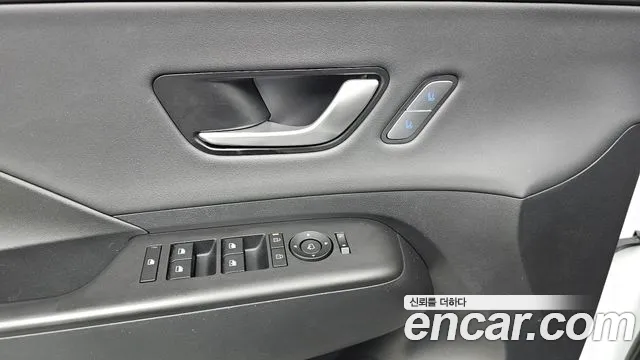 Hyundai Kona Kona (SX2) Бензин 1.6 турбо 2WD — Фото автомобиля 18