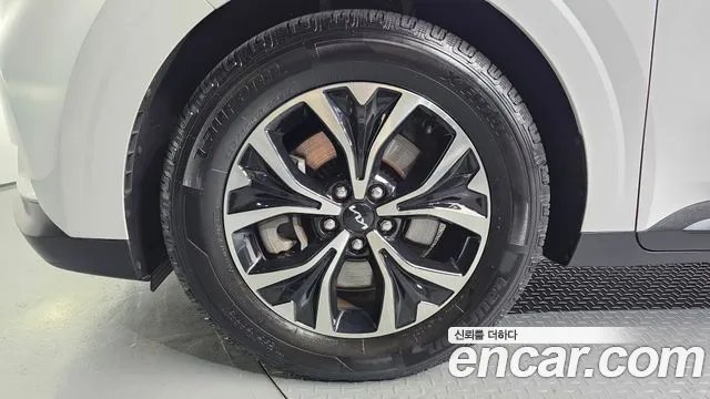 Kia Canival Carnival 4 поколение Бензин 9 мест Prestige — Фото автомобиля 5