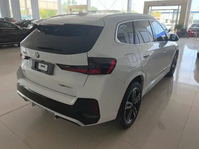 BMW X1 — Фото автомобиля 3