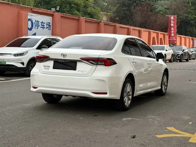 Toyota Corolla — Фото автомобиля 4