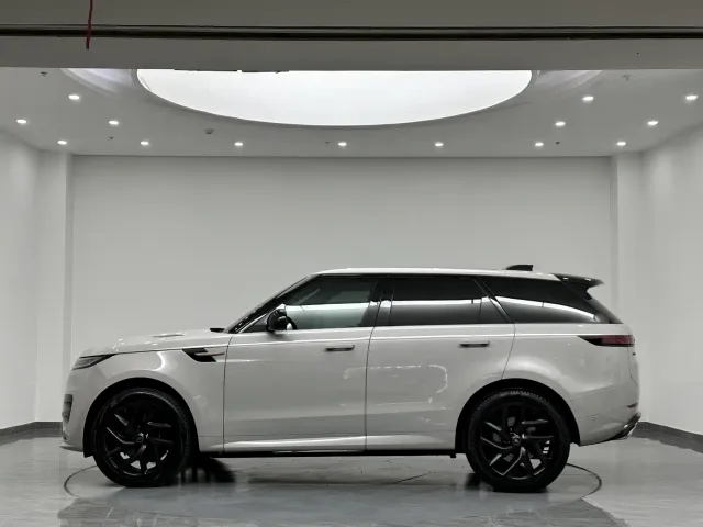 Land Rover Range Rover Sport — Фото автомобиля 5