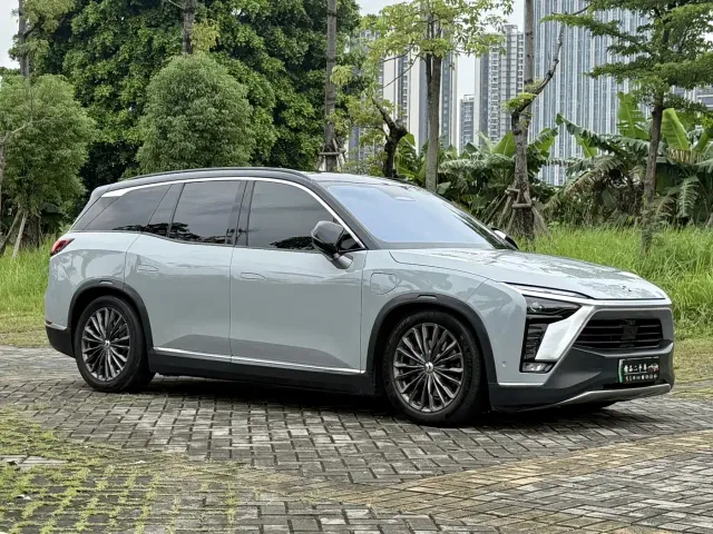 Nio ES8 — Фото автомобиля 3