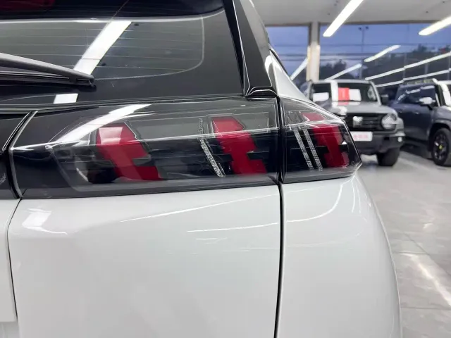 Peugeot 2008 — Фото автомобиля 19