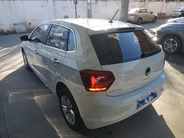 Volkswagen Polo — Фото автомобиля 22