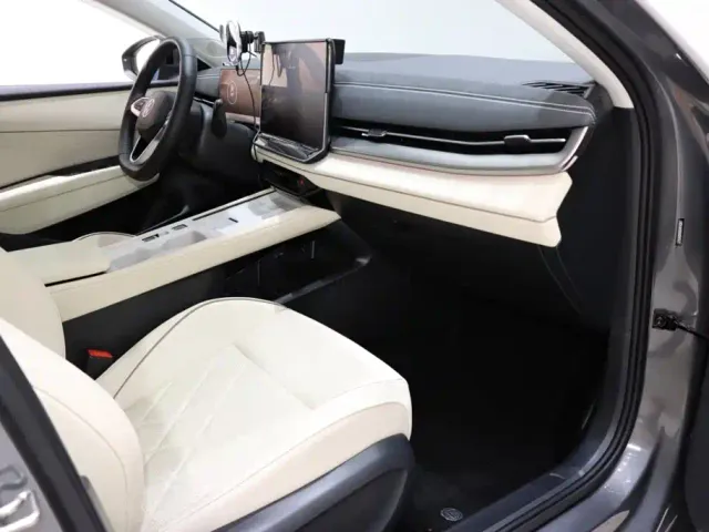 Volkswagen Sagitar — Фото автомобиля 8