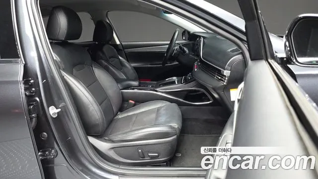 Hyundai Grandeur (New) Hybrid — Фото автомобиля 11