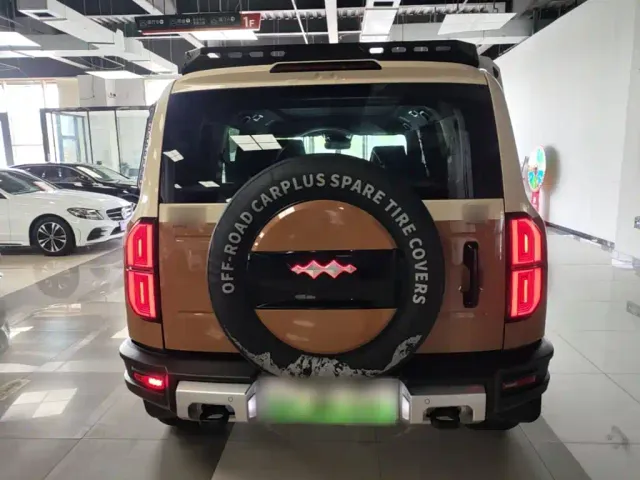 BYD FangChengBao Leopard 5 — Фото автомобиля 5