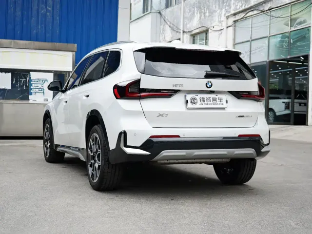 BMW X1 — Фото автомобиля 7