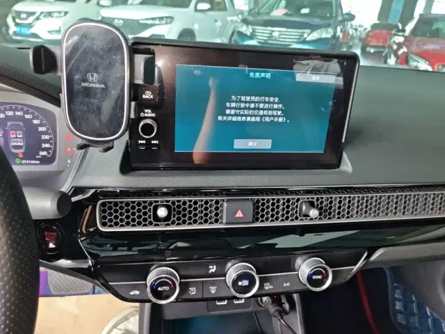 Honda Civic — Фото автомобиля 12