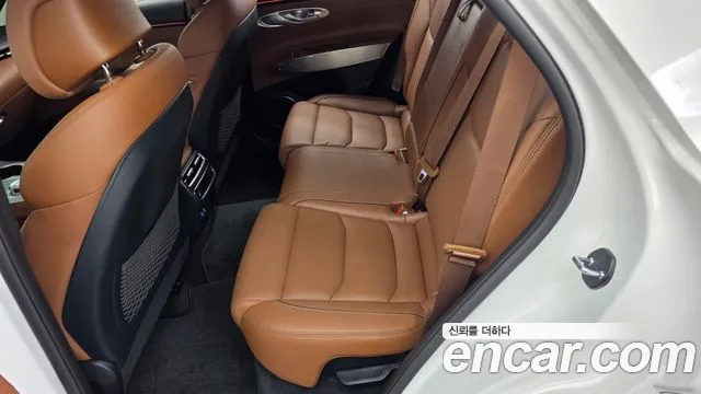 Genesis GV70 — Фото автомобиля 26