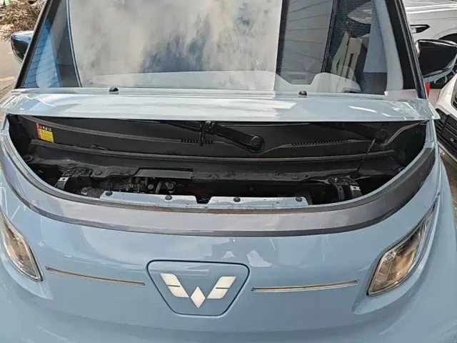 Wuling NanoEV — Фото автомобиля 19
