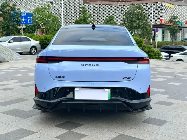 Xpeng P5 — Фото автомобиля 3