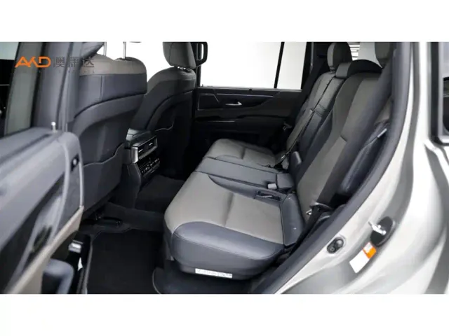 Lexus LX — Фото автомобиля 7