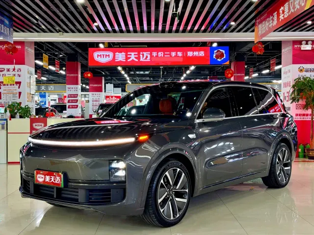 Фотография автомобиля — Li Auto L9