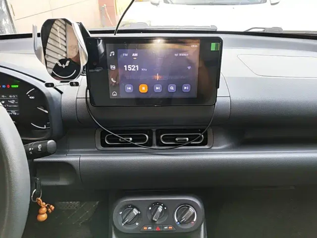 Wuling Hongguang — Фото автомобиля 12