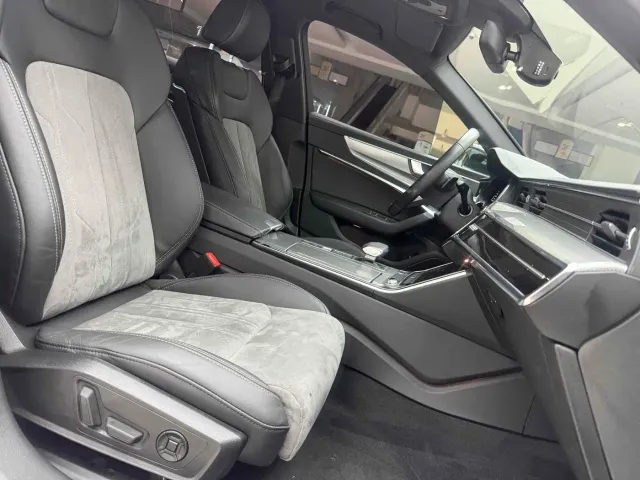 Audi A6L — Фото автомобиля 15