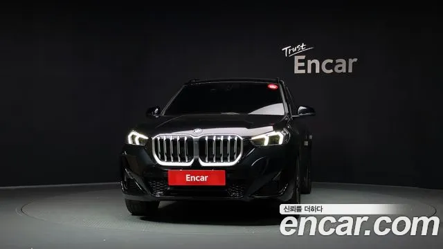 BMW X1 U11 — Фото автомобиля 3