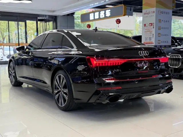 Audi A6L — Фото автомобиля 13