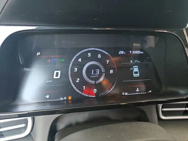 Hyundai Elantra — Фото автомобиля 7