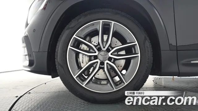 Mercedes-Benz GLB-Class — Фото автомобиля 5
