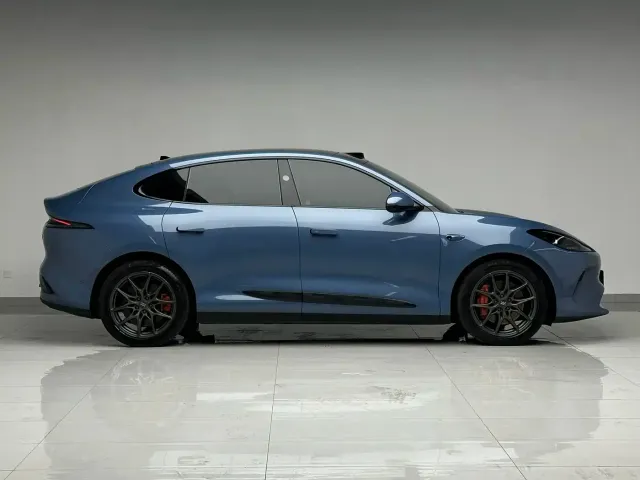 IM Motors LS6 — Фото автомобиля 4