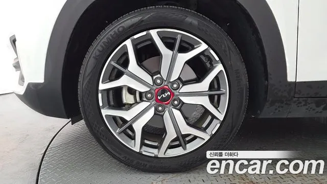 Kia Seltos — Фото автомобиля 5