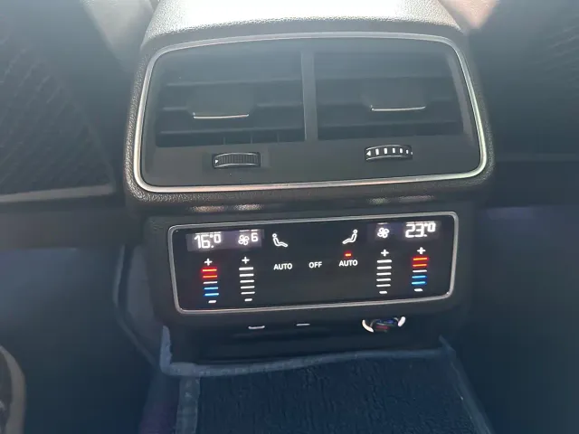 Audi A7L — Фото автомобиля 14