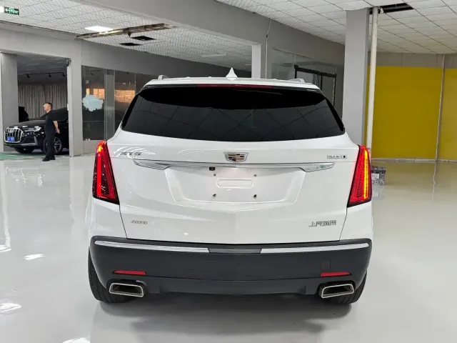 Cadillac XT5 — Фото автомобиля 8